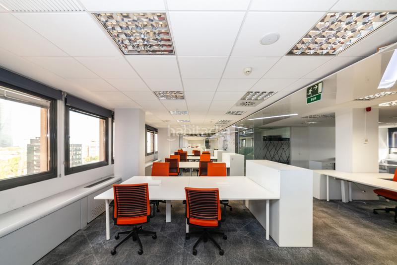 Foto ceba66fb-d4ba-4cc7-b40f-6dc1e12dcd27. Rent office space with heating in Castilla Madrid