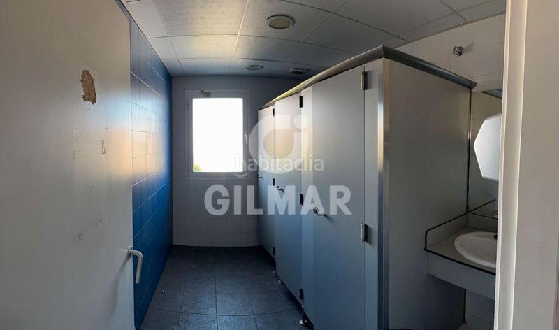 Foto dbb2004d-5122-4a23-b71e-ce1bc7ca68ad. Miete geschäftsraum mit heizung in colores - entreparques Sevilla