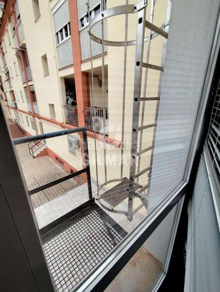 Foto 9c9e6346-ac00-4f88-9017-12c9bb1d47ea. Rent business premise with heating in colores - entreparques Sevilla