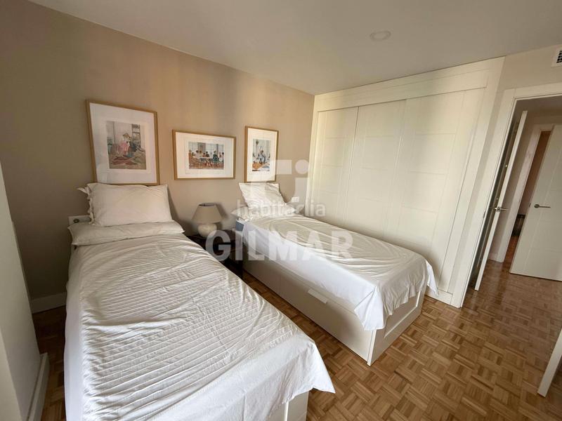 Foto 79b76c5a-f251-412c-b1ac-94367841f033. Rent flat with heating pool in La Buhaira Sevilla