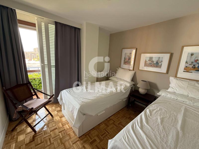 Foto 98f2cd1a-64b9-4c46-9d7e-c03dcaf7dd6a. Rent flat with heating pool in La Buhaira Sevilla