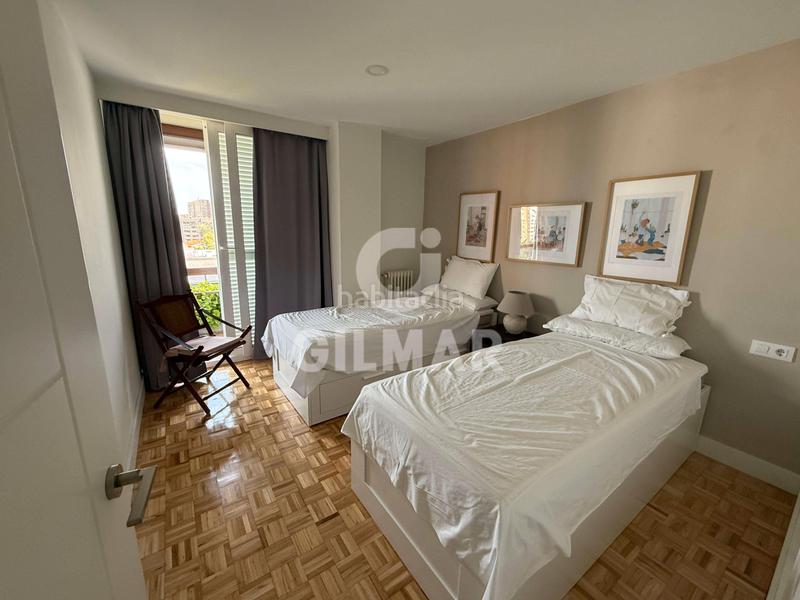 Foto a7a7c05d-99f0-424d-9b67-493a4259a628. Rent flat with heating pool in La Buhaira Sevilla