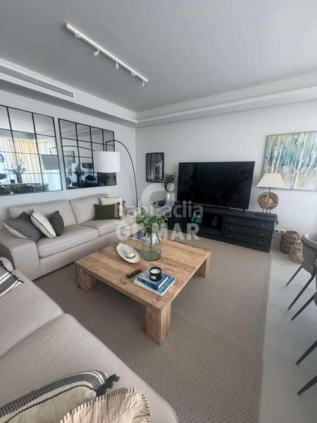 Foto 2bbeddb7-54fa-498a-b451-4b7818e7d87b. Rent flat with heating parking pool in Vistahermosa Puerto de Santa María (El)