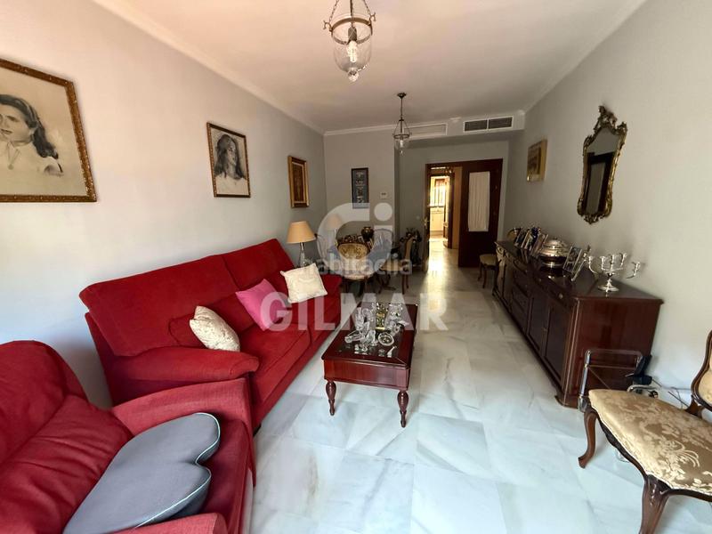 Foto 00ea2211-81f9-41f6-90b4-3f56d57de358. Location appartement avec chauffage parking dans Ciudad Jardín Sevilla