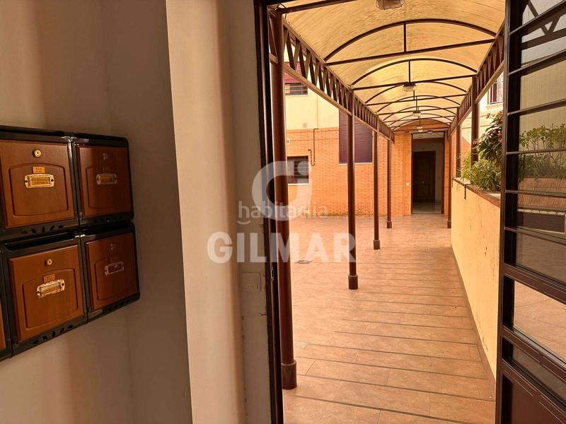 Foto 10f5c0bf-aa73-446f-a008-0a903f271a63. Location appartement avec chauffage parking dans Ciudad Jardín Sevilla