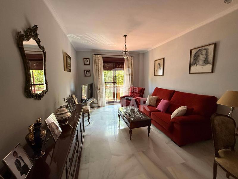 Foto 96409d5b-3223-4683-ae6d-6e056803624f. Location appartement avec chauffage parking dans Ciudad Jardín Sevilla