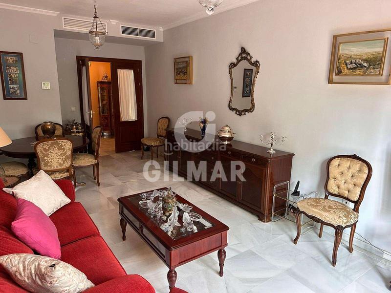 Foto 78f1cf35-7b9e-484a-94fa-8599476b64bb. Rent flat with heating parking in Ciudad Jardín Sevilla