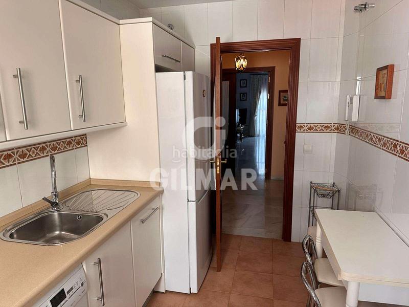 Foto ded4c6d0-63fd-491f-81df-8a9fbb0c5ac3. Rent flat with heating parking in Ciudad Jardín Sevilla