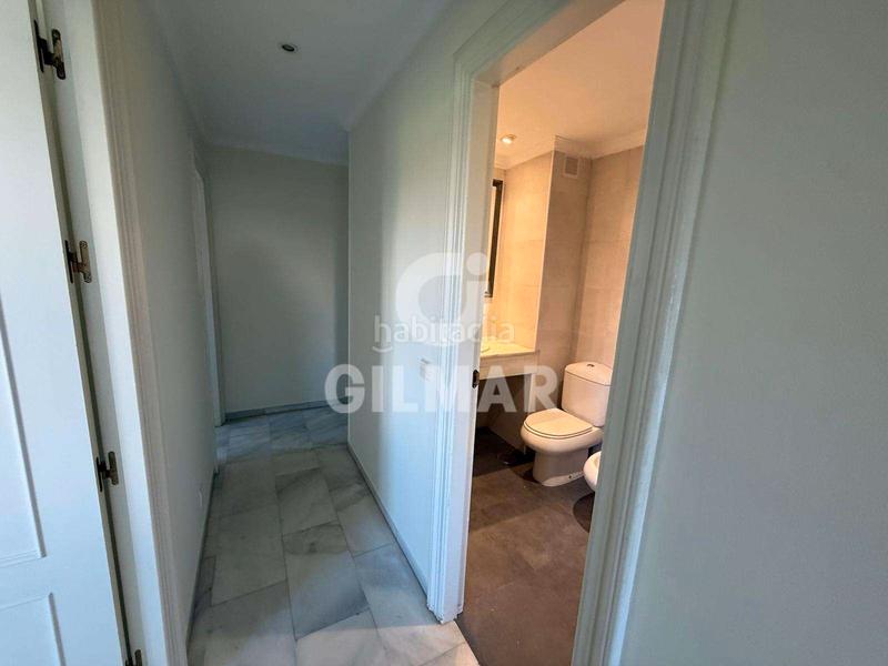 Foto 38d68b25-55e0-48ae-afcf-4eef440ca4bc. Lloguer pis amb aparcament piscina a El Porvenir Sevilla