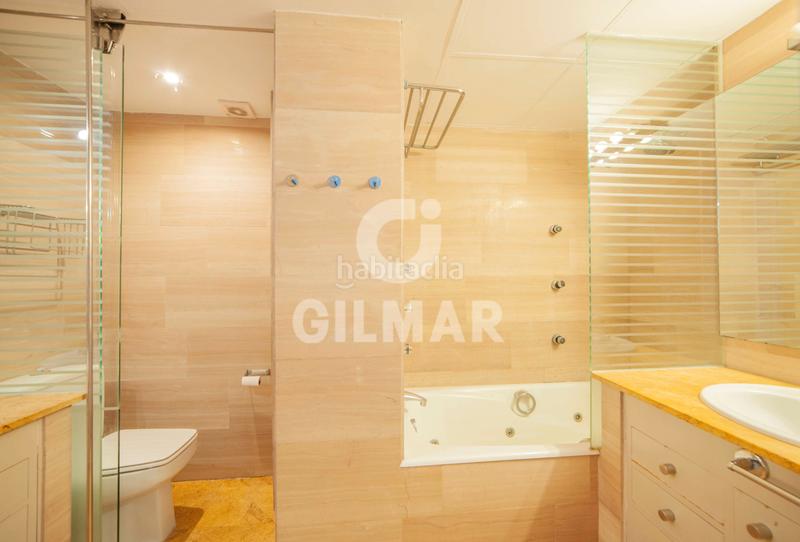 Foto 98bb7ff6-731e-4f83-bf76-e8c22ea194d7. Rent flat with parking in San Lorenzo Sevilla