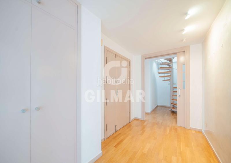 Foto 9ab49c43-ef57-4d51-838a-558b677cee82. Rent flat with parking in San Lorenzo Sevilla