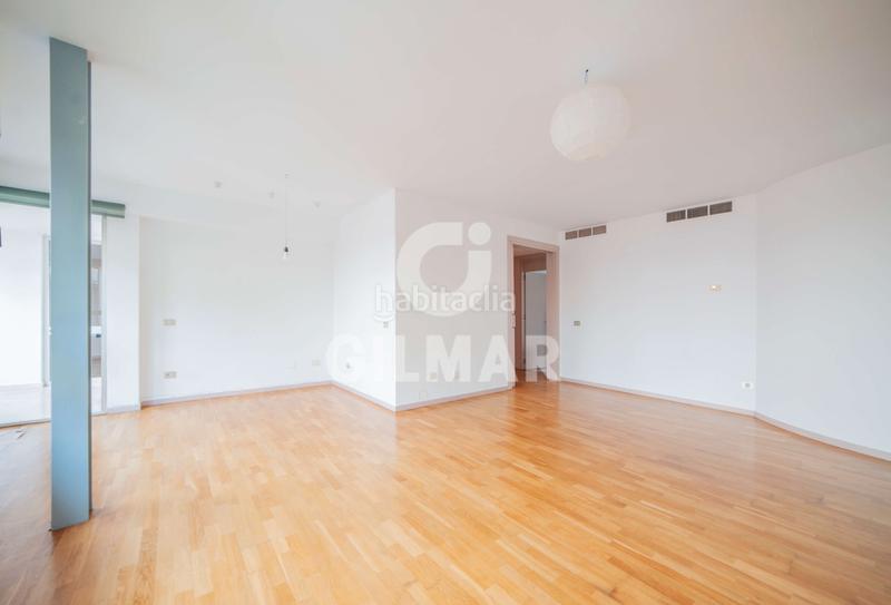 Foto eb987e32-9c08-485e-82de-135a9aca6c72. Rent flat with parking in San Lorenzo Sevilla