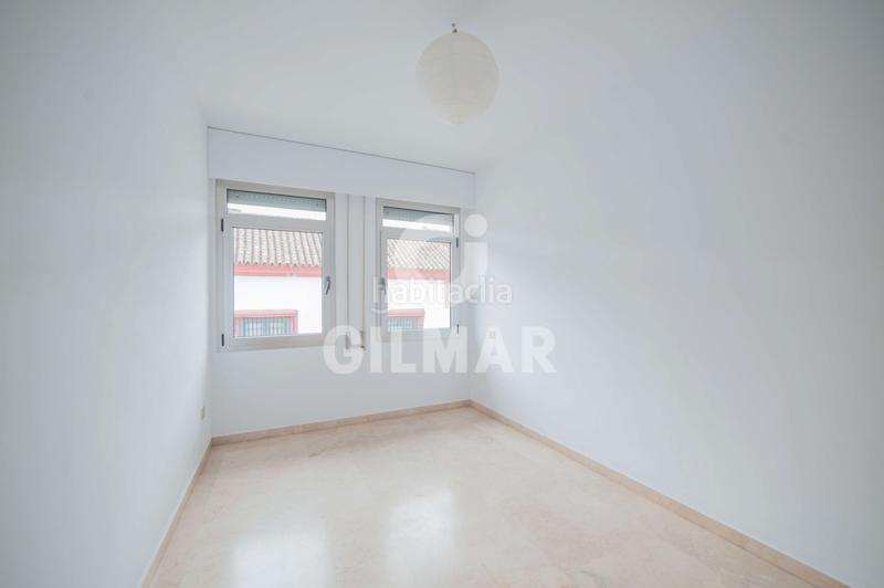 Foto df39fd76-4d55-4d90-a93b-74aa42a9473f. Alquiler piso en San Lorenzo Sevilla