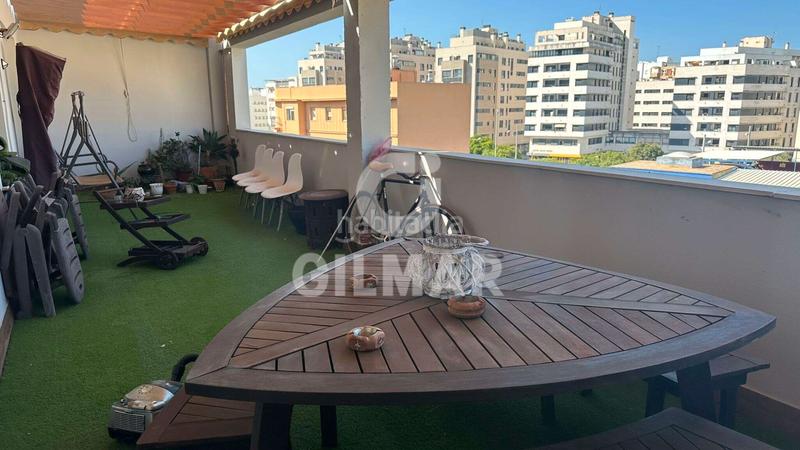 Foto 0143f01f-8771-4ebe-a5d5-472e2056baae. Miete dachwohnung in astilleros - la paz - loreto - el corte inglés Cádiz