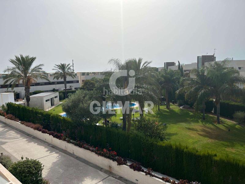 Foto 435b6070-b3c0-4495-9a47-179c29b19c16. Rent semi detached house with fireplace parking in Puerto de Santa María (El)