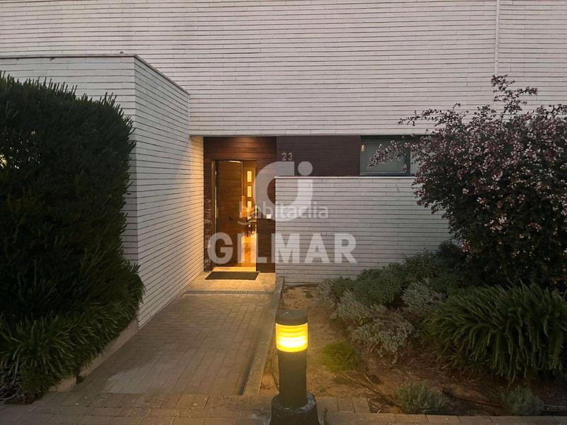 Foto a1abf7db-4a66-4f72-a0c8-b644bf78245d. Rent semi detached house with fireplace parking in Puerto de Santa María (El)