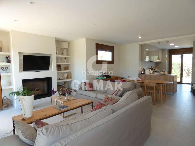 Foto 3995d070-2c31-4e22-b6b0-8a93cc3d9fe1. Affitto casa a schiera con camino riscaldamento parcheggio in Puerto de Santa María (El)