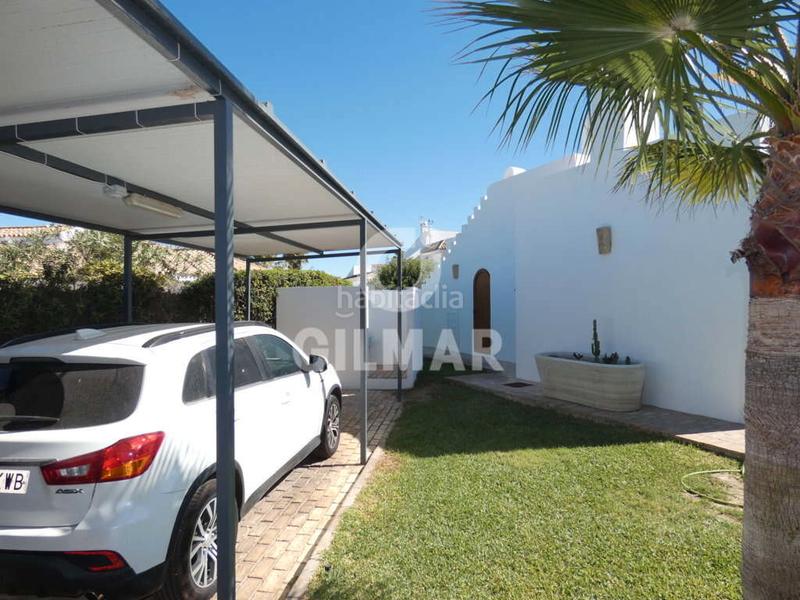 Foto 53d779c2-abe0-4de2-811c-6f671782e40c. Affitto casa a schiera con camino riscaldamento parcheggio in Puerto de Santa María (El)