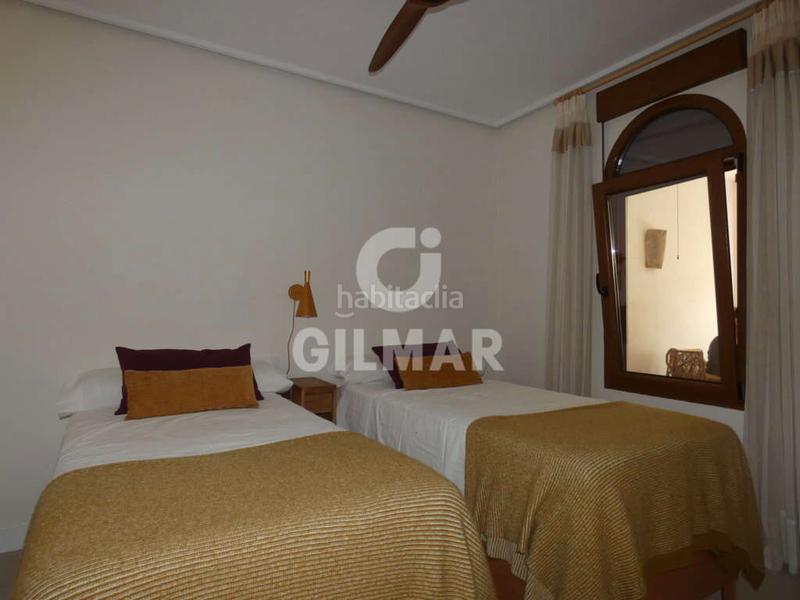 Foto d61d1645-c5f0-4c7e-b025-0cb7ba3b0550. Affitto casa a schiera con camino riscaldamento parcheggio in Puerto de Santa María (El)