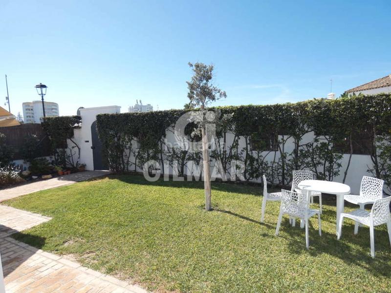 Foto 7d7eefa8-7111-4e78-bbfa-19902b87d517. Alquiler casa adosada gilmar alquila temporal vivienda de alto standing en Puerto de Santa María (El)