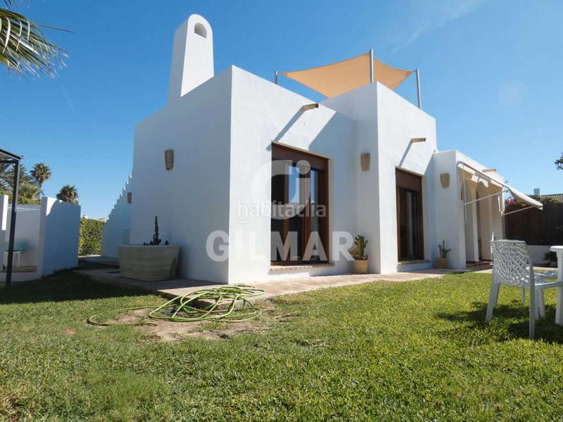 Foto e8819d0b-6188-4eda-a042-5dfff7d12fae. Alquiler casa adosada gilmar alquila temporal vivienda de alto standing en Puerto de Santa María (El)