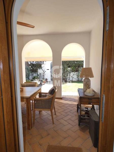 Foto 076c4990-280f-47c9-bf54-1b25a6464e61. Lloguer casa adossada amb xemeneia calefacció aparcament a Puerto de Santa María (El)