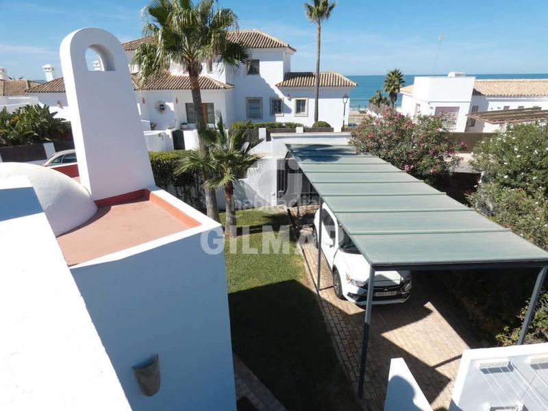 Foto 29d78962-a1d1-4c24-855f-ae97bfb00000. Lloguer casa adossada amb xemeneia calefacció aparcament a Puerto de Santa María (El)