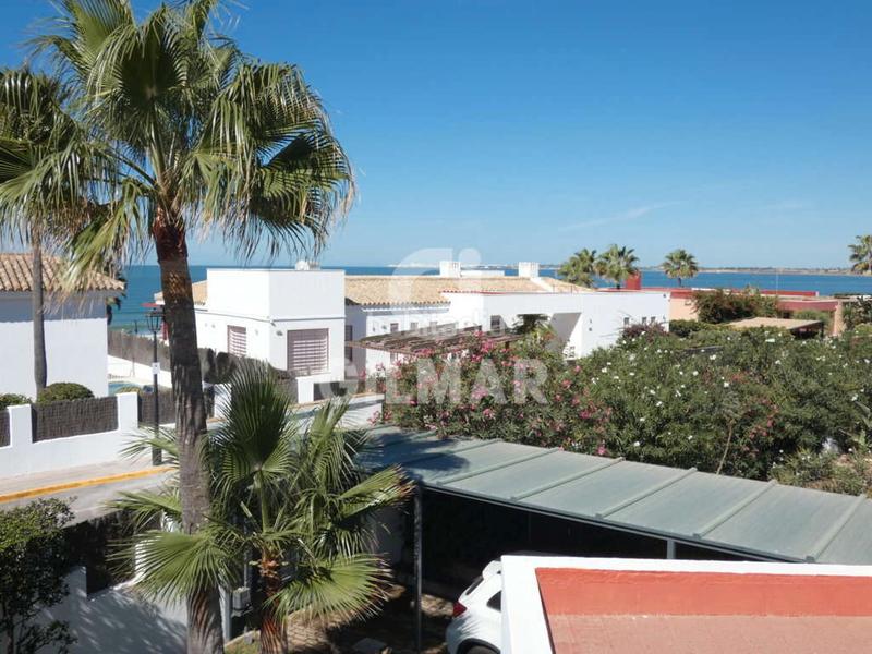 Foto 2b174880-41f1-427d-a068-5a9fbf553f61. Lloguer casa adossada amb xemeneia calefacció aparcament a Puerto de Santa María (El)