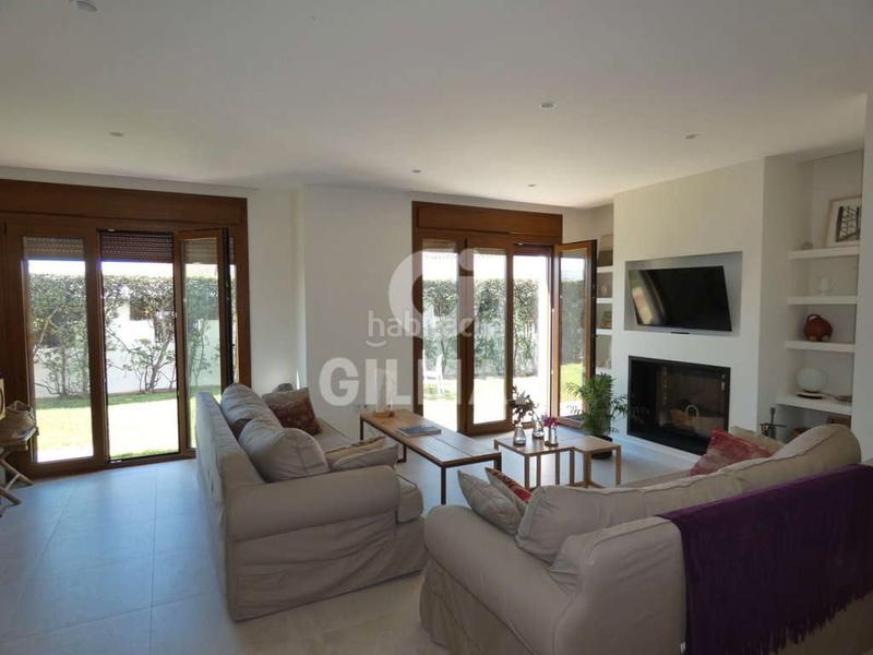 Foto 79362261-3a02-4c7f-98ca-4e1ab9529d82. Lloguer casa adossada amb xemeneia calefacció aparcament a Puerto de Santa María (El)