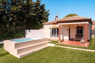 Rent Chalet  Camino de la pinaleta. Gilmar alquila anual amueblado con piscina