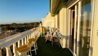 Duplex in Calle de la Naranja