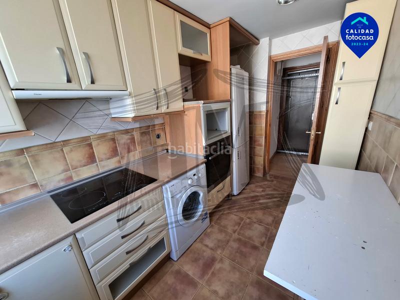 Foto 3de6a89b-90b2-4d2e-baad-1160c6581f02. Piso en calle florencia 16 100% financiación!!! sin entrada!!! sin comisiones!!! en Coslada