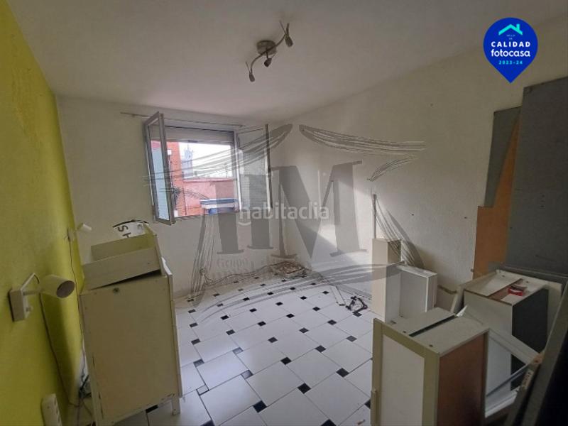 Foto f6d06c27-fe56-43bb-b47d-435827f41793. Piso en calle de peña de la atalaya 129 consulta financiación! en Madrid