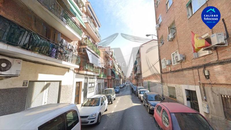 Foto 874e1454-f278-4ec2-a460-6d6ad266136b. Piso en calle de peña de la atalaya 129 consulta financiación! en Madrid