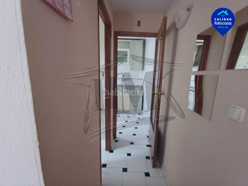 Foto b7cfdde3-075d-4722-a686-f46d0b7e1c47. Piso en calle de peña de la atalaya 129 consulta financiación! en Madrid