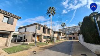 Maison jumelée  Carrer d'ares del maestrat. 100% financiación!!! sin entrada!!! sin comisiones!!!