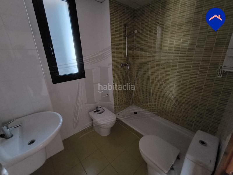 Foto 43df1bae-38b2-4539-9c3f-dcef61b19c5c. Casa adossada amb calefacció aparcament piscina a Paterna