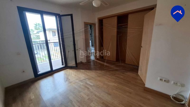 Foto 5fe85e21-b427-4a69-87ee-dfc85d52e63a. Casa adossada amb calefacció aparcament piscina a Paterna