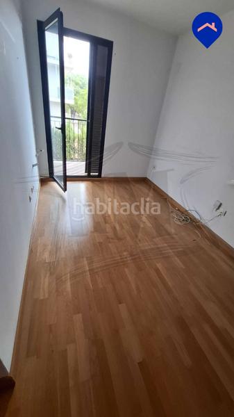 Foto 819a15b5-d4a5-4147-8589-e0bf87d2524b. Casa adossada amb calefacció aparcament piscina a Paterna