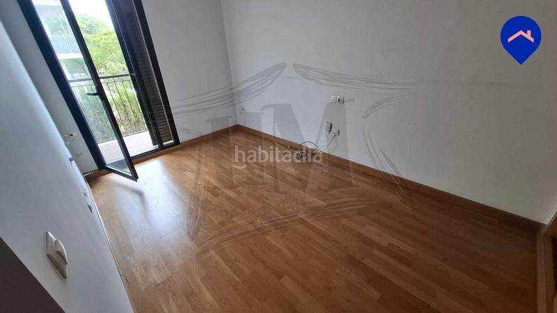 Foto aa81eb2c-420a-4948-844d-45d120e140a6. Casa adossada amb calefacció aparcament piscina a Paterna