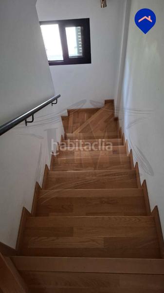 Foto fe6a48d0-e92e-4b67-bca9-f61813f6d6b4. Casa adossada amb calefacció aparcament piscina a Paterna