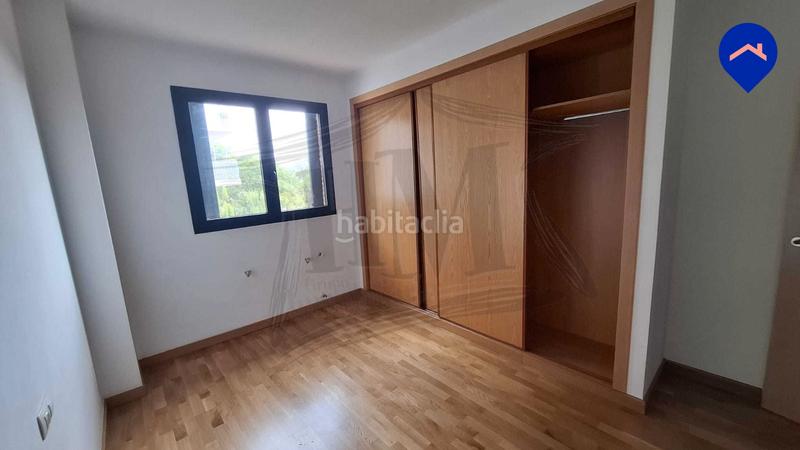 Foto d4c4ef0c-5dee-4731-9794-b9a28ccf9b02. Casa adossada amb calefacció aparcament piscina a Paterna