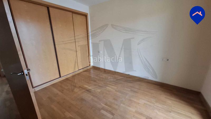 Foto dace1e27-827b-4852-b8b3-d5c784ffb614. Casa adossada amb calefacció aparcament piscina a Paterna