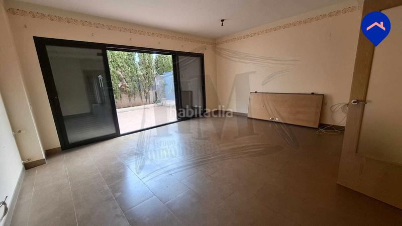 Foto df6d842e-9ad6-4024-9249-95c3d85d9397. Casa adossada amb calefacció aparcament piscina a Paterna