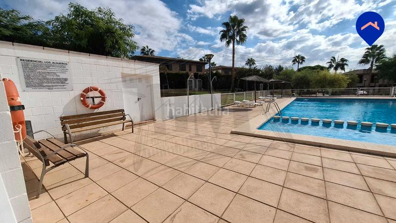 Foto 259b9178-e0dd-41cd-b386-b11a7aa75b29. Casa adossada amb calefacció aparcament piscina a Paterna