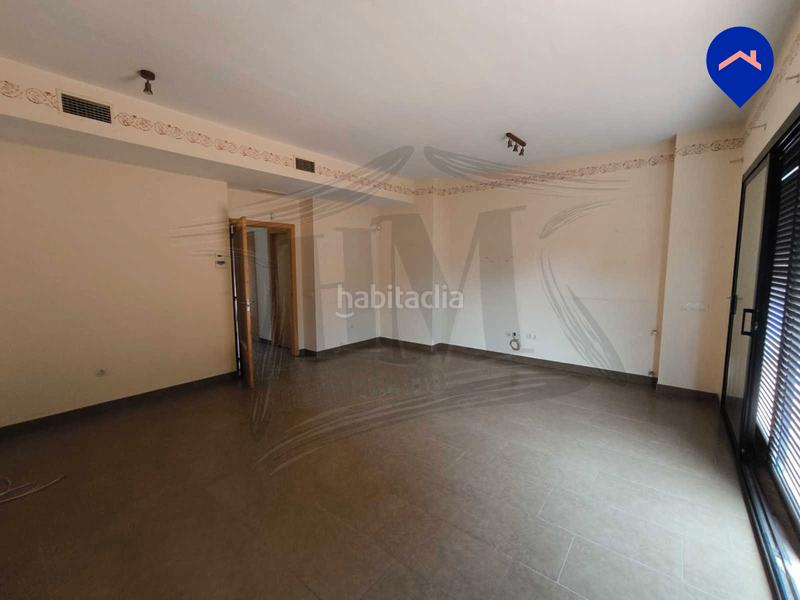 Foto 2dca31eb-6daf-40f4-b4a2-23ef231e86e7. Reihenhaus mit heizung parking pool in Sotolivar-Mas del Rosari Paterna