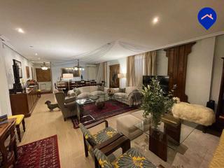 Etagenwohnung in Calle de fernández de la hoz 21. ! compra tú piso y olvidate del alquiler!