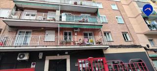 Pis a Vista Alegre. ! compra tú piso y olvidate del alquiler!