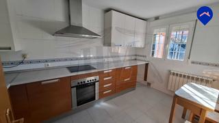 Casa adossada  Calle 11 de marzo. ¡tú propiedad por menos de un alquiler!