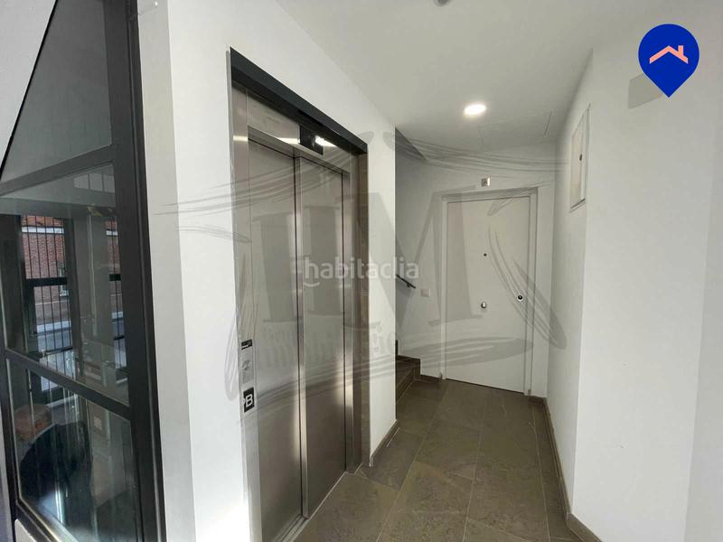Foto ba2bb57f-cd9e-4399-8313-a631e7d45ea5. Appartamento con riscaldamento parcheggio piscina in Madrid